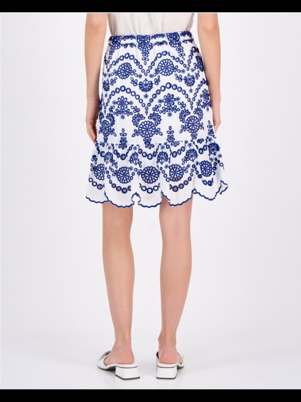Anne Klein White Skirt with Blue Eyelet Embroidery - Picture 3 of 8